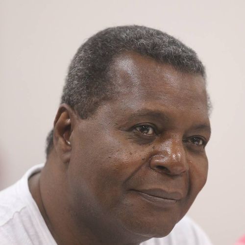 Ele era ator de teatro e televisão, e ficou muito conhecido por seu trabalho em 'Chiquititas', no SBT, no 'Sítio do Pica Pau Amarelo', na Rede Globo, e em diversas novelas