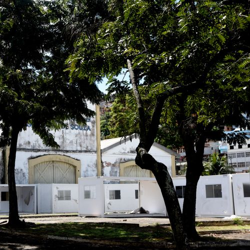 Vitória vai mudar PDU para impedir estocagem de café no Teatro Carmélia