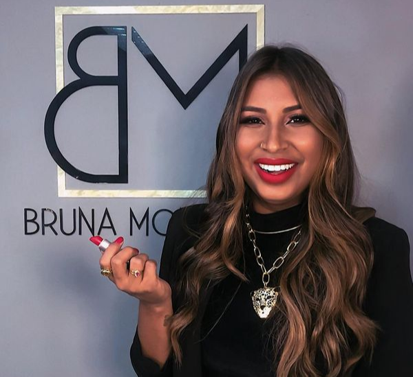 A maquiadora Bruna Monteiro dá algumas orientações pra manter a make
