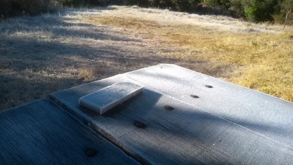 Guia mostra gelo formado durante frio intenso no Parque Nacional do Caparaó por Arquivo pessoal de Ivan Souza