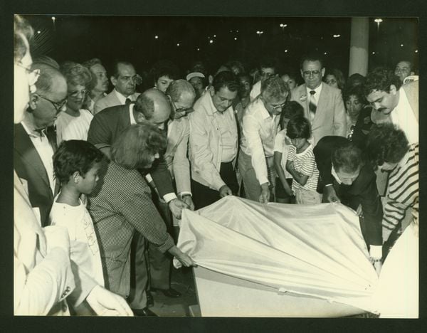Reportagem de A Gazeta conta que inauguração, em ano de eleição,  foi uma "festa política" por Antônio Carlos Sessa Neto/Arquivo Público do Espírito Santo