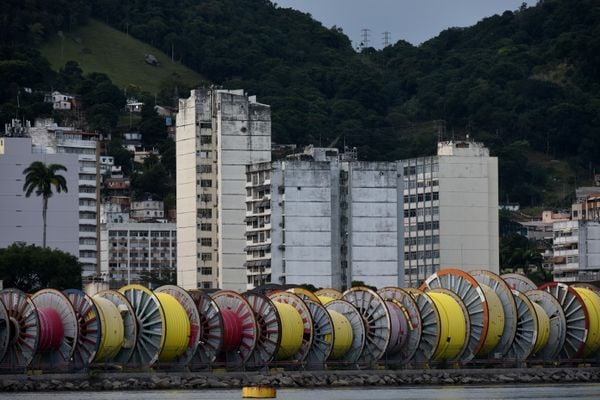 TechnipFMC confirma que vai encerrar produção de tubos flexíveis no ES por Fernando Madeira