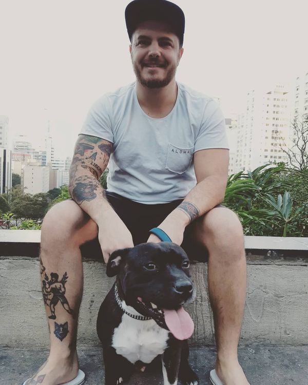 Tom morreu de calor durante voo de São Paulo para Vitória; David levou caso à Justiça