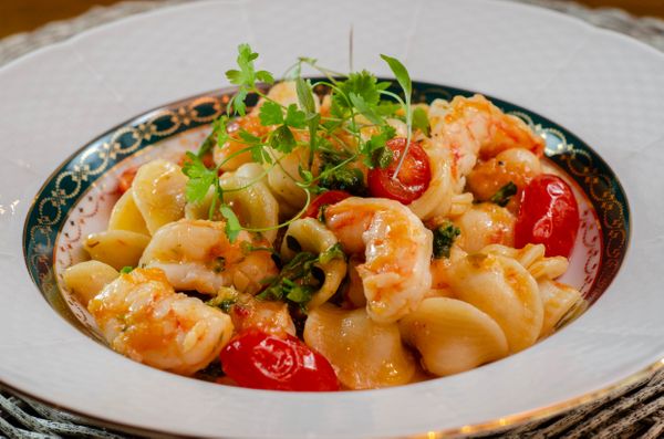 Orecchiette com camarões, tomate cereja e brócolis preparado pelo chef Juarez Campos, do restaurante Oriundi