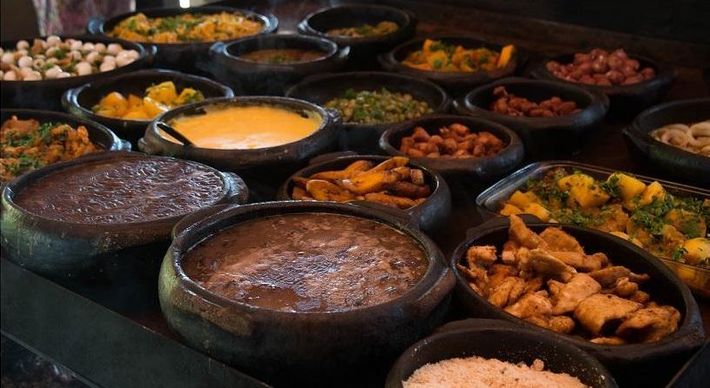 Os restaurantes dos sítios voltaram a abrir, sendo que áreas dos fogões a lenha estão delimitadas para não haver aglomeração, segundo informações da Prefeitura da Serra. Visitantes podem curtir a natureza do local até às 16 horas, em área limitada