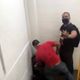 Imagem - Não houve racismo, diz defesa de PM que agrediu rapaz em shopping no Rio