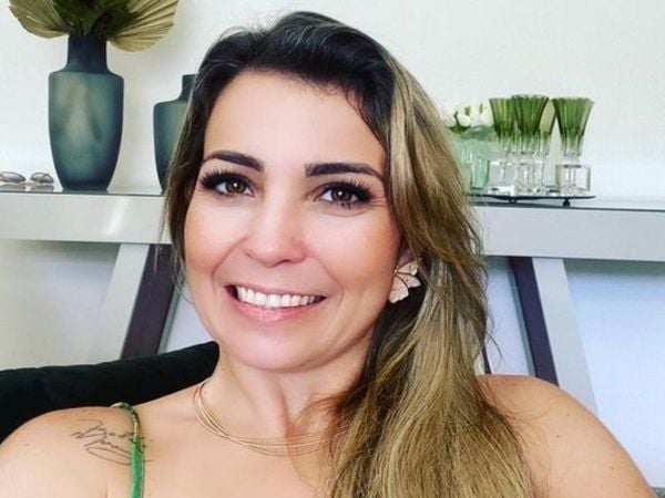 Cláudia Márcia Lima Melhorato, 41 anos