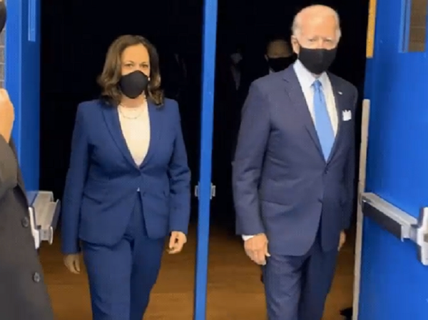 Kamala Harris e Joe Biden, que buscam a presidência dos EUA