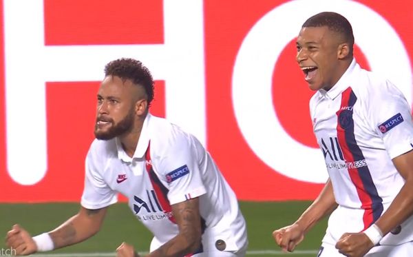 Neymar e Mbappé comemoram classificação do PSG à semifinal da Liga dos Campeões
