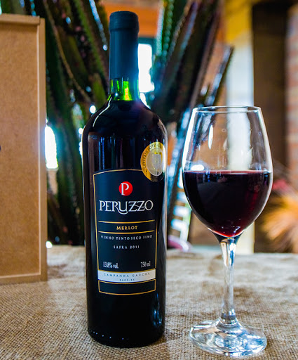 Peruzzo Merlot, vinho da vinícola Peruzzo, na Campanha Gaúcha