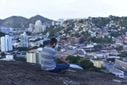 Amanhecer com orações no Morro da Gamela, em Vitória(Ricardo Medeiros)