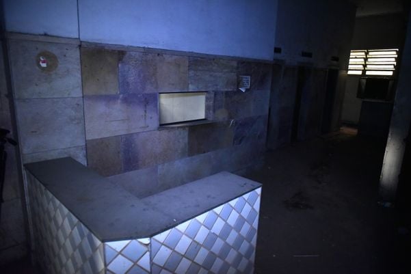 Recepção do prédio do IAPI, no Centro de Vitória por Fernando Madeira