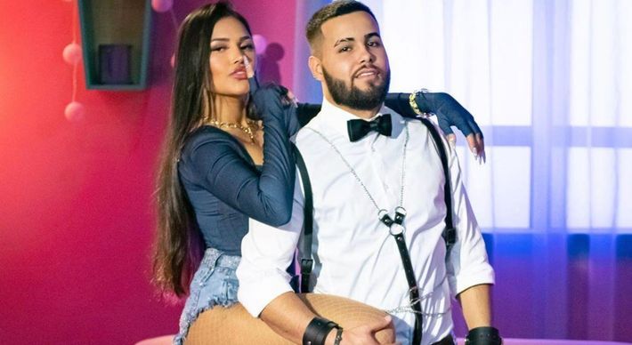 Nascida em Nova Floresta, interior da Paraíba, Flay diz que não vai abandonar seu 'modão raiz', mas pretende trazer influências do pop e do funk em suas músicas