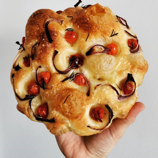 Focaccia com tomate cereja da Pães Buendía, em Vitória