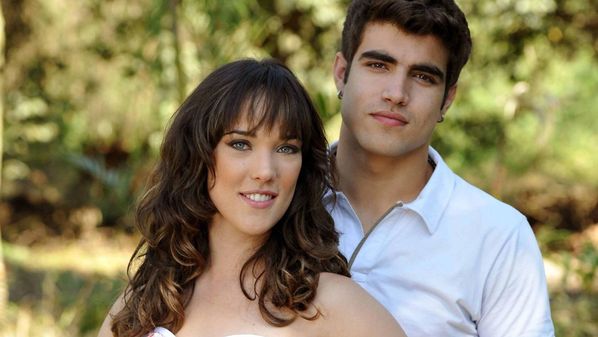 Adriana afirnou que vê a novela todos os dias e que está sendo "divertido"