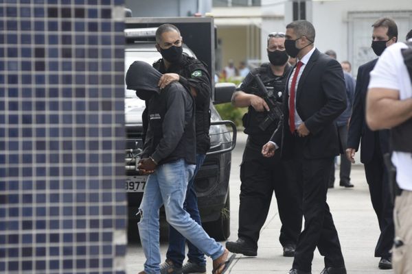 O homem confessou o crime aos policiais durante a captura e transferência para o Espírito Santo por Vitor Jubini