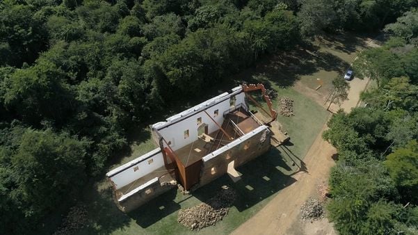 Ruínas da igreja de São José do Queimado, em Serra Sede por Luciney Araújo