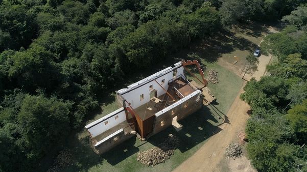 Ruínas da igreja de São José do Queimado, em Serra Sede por Luciney Araújo