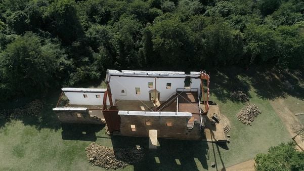 Ruínas da igreja de São José do Queimado, em Serra Sede por Luciney Araújo