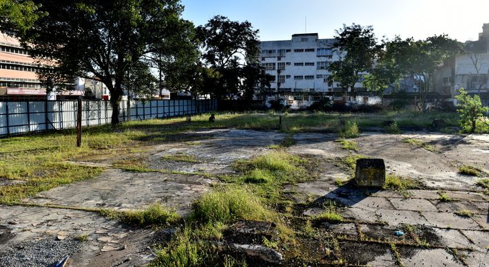 Imóvel com 2.431 m2 foi vendido nesta quarta-feira (23) por R$ 4.850.000. Novo proprietário pretende construir até 10 salas comerciais de 150 m2