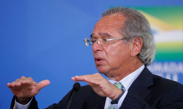 Paulo Guedes diz que Senado deu péssimo sinal ao derrubar veto a reajustes