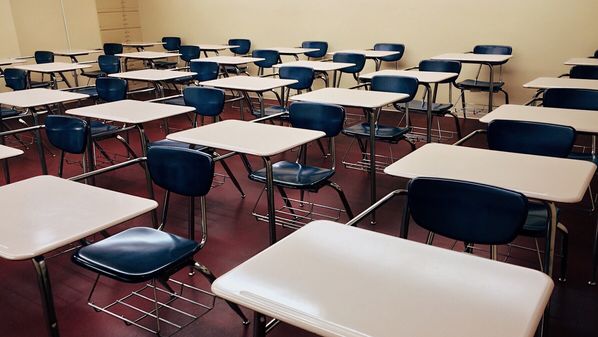 Baixa participação de alunos em avaliação federal também mascara prejuízos educacionais