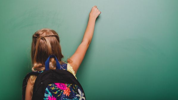A entidade recomenda que os planos de volta às aulas mantenham o foco na situação epidemiológica de cada localidade