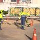 Imagem - Com ventania, areia da praia toma conta de avenida na orla de Vila Velha