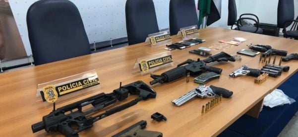 Armas de todos os calibres já foram apreendidas por ações da polícia no ES