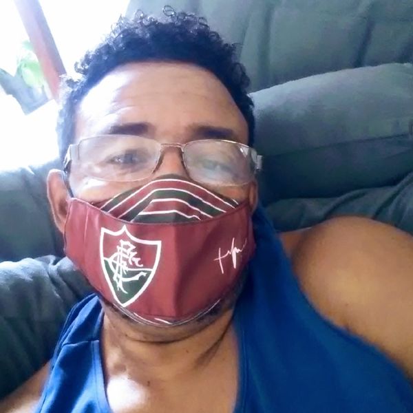 João Messias Miranda dos Santos foi infectado pelo coronavírus e ainda sofre falta de ar