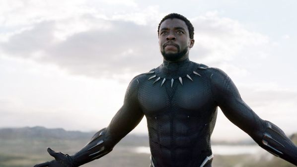 As taxas de câncer colorretal têm aumentado em adultos jovens.  Chadwick Boseman, estrela de Hollywood, foi uma das vítimas, aos 43 anos