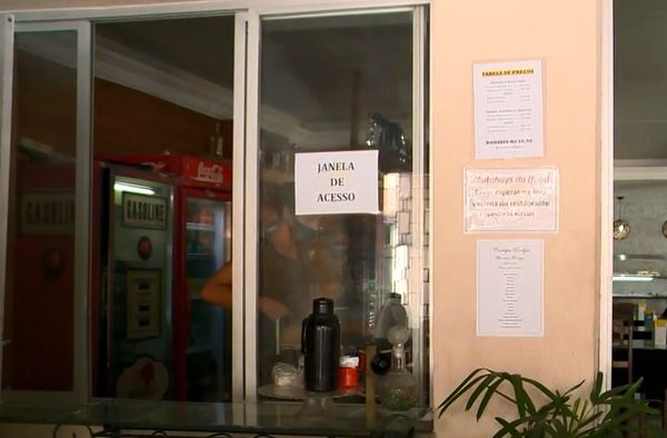 Criminoso conseguiu entrar no restaurante em Vila Velha pela janela