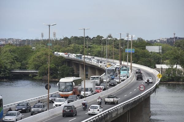 Data: 11/10/2019 - ES - Vitória - Segunda Ponte com trânsito congestionado - Ligação entre Vitória, Vila Velha e Cariacica - Editoria: Cidades - Foto: Vitor Jubini - GZ