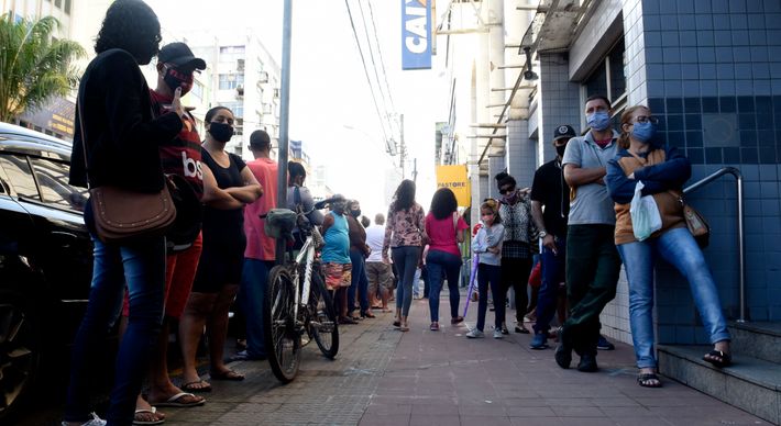 Esta é a última data de saque no ciclo 2 de pagamentos do governo federal. Veja todos os calendários do benefício