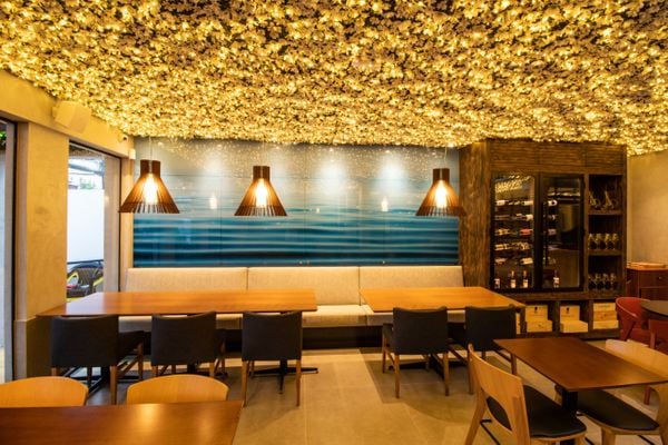 Decoração dos ambientes é assinada pelo designer Guilherme Bez por Pepê Silva