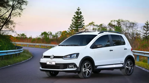 Em último lugar está o Volkswagen Fox Connect. Seu valor de partida é R$ 54.060 por Volkswagen/divulgação