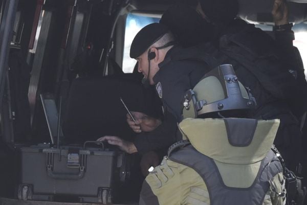 Cimesp monitora suspeita de bomba em Vila Velha por Carlos Alberto Silva