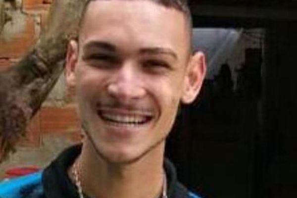João Mike Lopes, 24 anos, foi assassinado a tiros em Cariacica