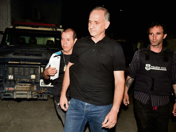 Hilário Antônio Fiorot Frasson, ex marido da médica e policial civil,  foi preso enquanto trabalhava, ele é acusado da morte da médica por Fernando Madeira