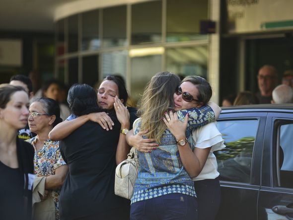 Parentes e amigos da médica Milena Gottardi  souberam da morte que foi confirmada às 16h50 do dia 15 de setembro de 2017 por Guilherme Ferrari/Arquivo A Gazeta