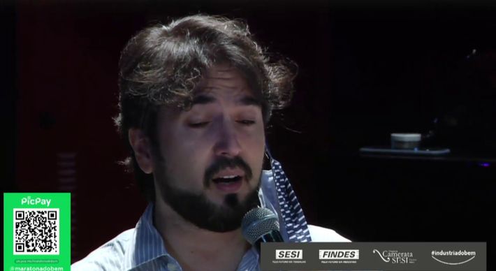 MP investiga maestro após músicos denunciarem assédio. Denúncia foi encaminhada à Promotoria de Justiça Criminal de Vitória por abuso de autoridade, assédio moral e insinuações de cunho sexual; maestro nega acusações