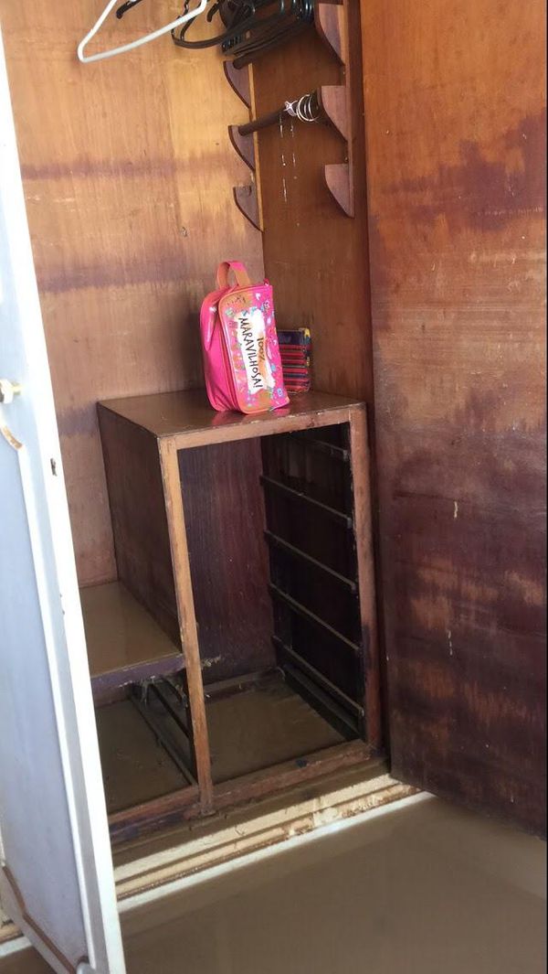 Oito meses após enchente em Cachoeiro, moradora ainda encontra água em casa por Arquivo pessoal