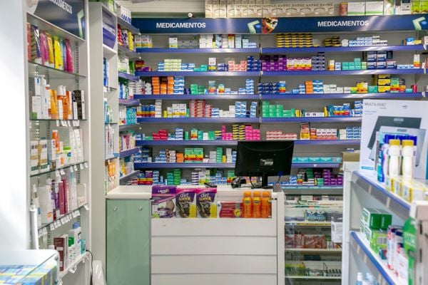 Os farmacêuticos da Rede Farmes são comprometidos em atender com profissionalismo e qualidade