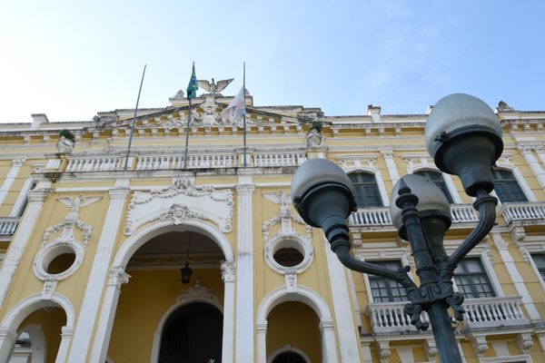 Veja o que funciona nos feriados de Natal e réveillon na Serra