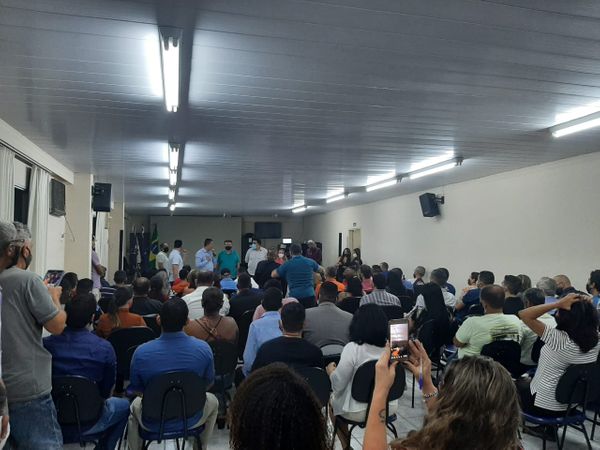 Reunião entre Podemos e Republicanos