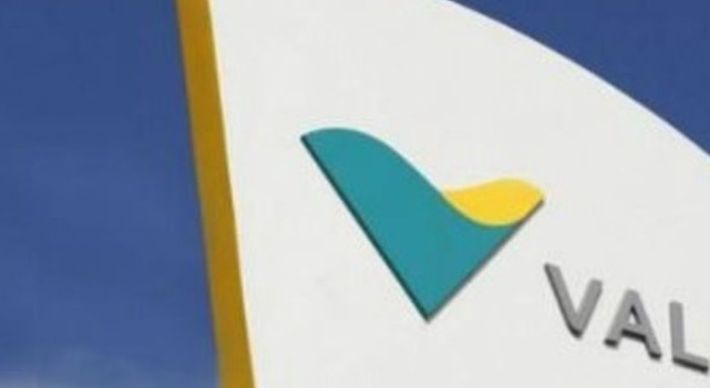 Na comparação com o segundo trimestre do ano, o lucro foi 192% maior. O resultado da companhia seguiu favorecido pelo alto patamar de preço do minério de ferro e aumento do Ebitda