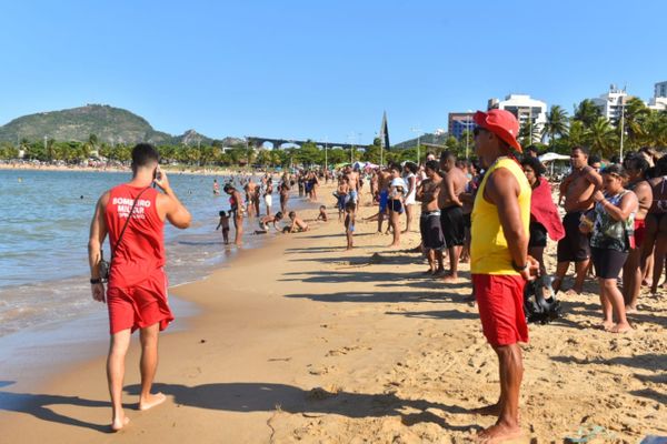 Adolescente de 15 anos morre afogado na Curva da Jurema por Fernando Madeira