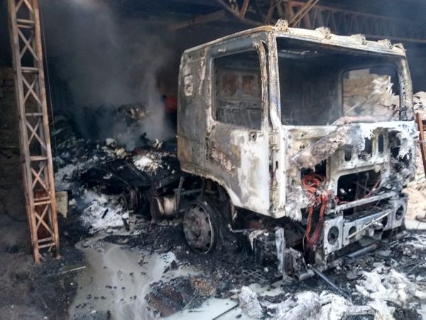 Incêndio em galpão na cidade de Marilândia, região Noroeste do Espírito Santo por Leitor | A Gazeta