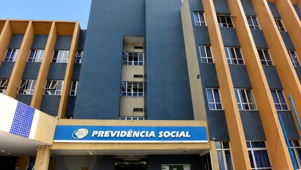 O prejuízo seria da ordem de R$ 384 bilhões em um ano caso a metade dos celetistas virassem pessoas jurídicas
