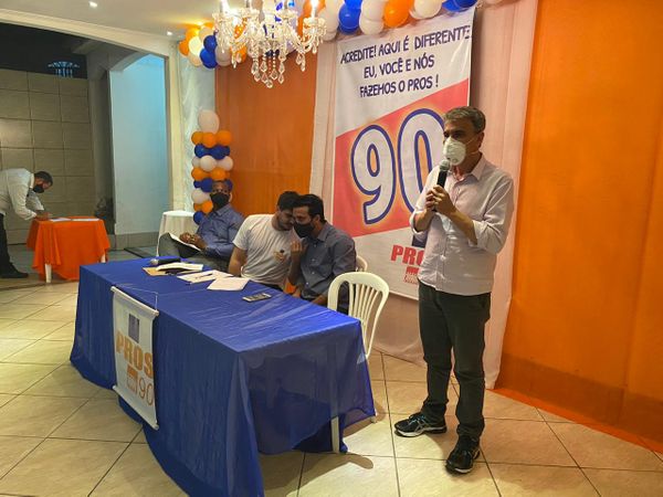 PROS firmou apoio ao deputado estadual Hudson Leal (Republicanos)